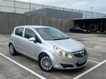 Vauxhall Corsa 1.4i 16v Club 5dr