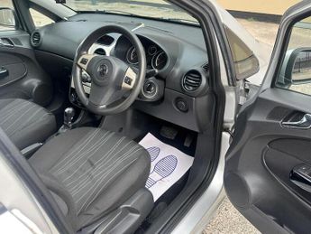 Vauxhall Corsa 1.4i 16v Club 5dr