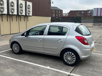Vauxhall Corsa 1.4i 16v Club 5dr
