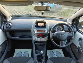Toyota AYGO 1.0 VVT-i Go Hatchback 5dr Petrol Manual Euro 5 (67 ps)