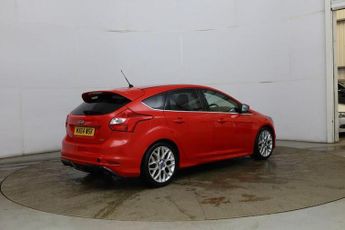 Ford Focus 1.0T EcoBoost Zetec S Euro 5 (s/s) 5dr