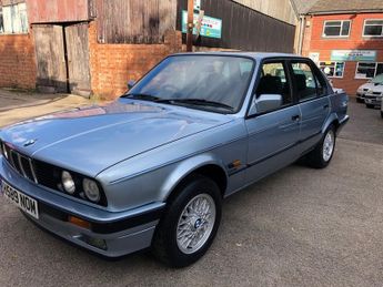 BMW 316 E30 316i LUX 4 DOOR SALOON ULTRA LOW MILES FSH 17 STAMPS 1 FORME