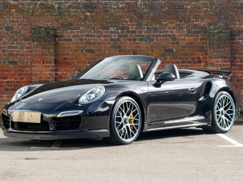 Porsche 911 911 991 Turbo S Cabriolet PDK - PCCB - Carbon Interior
