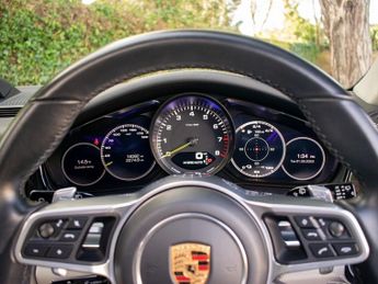 Porsche Panamera 4 E-HYBRID SPORT TURISMO - DEPOSIT TAKEN - SIMILAR CARS REQUIRED