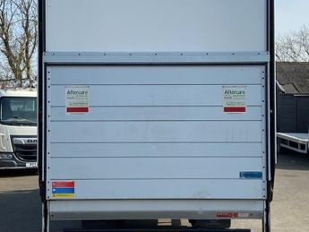 Iveco Daily IVECO DAILY 70C-180 EURO 6 20FT BOX VAN WITH TAILLIFT WITH AIRCO