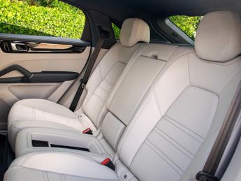 Porsche Cayenne V6 E-Hybrid - BOSE - Surround Cam - PDLS
