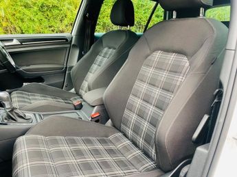 Volkswagen Golf GTD DSG