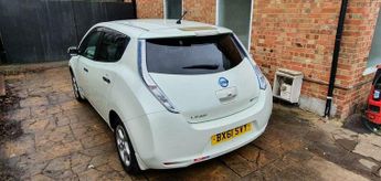 Nissan Leaf 24kWh Hatchback 5dr Electric Auto (107 bhp)