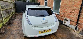 Nissan Leaf 24kWh Hatchback 5dr Electric Auto (107 bhp)