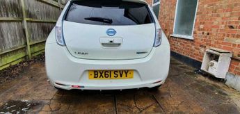 Nissan Leaf 24kWh Hatchback 5dr Electric Auto (107 bhp)