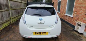 Nissan Leaf 24kWh Hatchback 5dr Electric Auto (107 bhp)