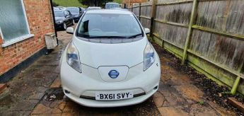 Nissan Leaf 24kWh Hatchback 5dr Electric Auto (107 bhp)