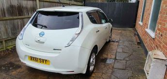 Nissan Leaf 24kWh Hatchback 5dr Electric Auto (107 bhp)