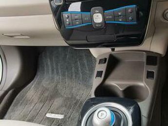 Nissan Leaf 24kWh Hatchback 5dr Electric Auto (107 bhp)