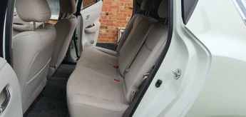 Nissan Leaf 24kWh Hatchback 5dr Electric Auto (107 bhp)