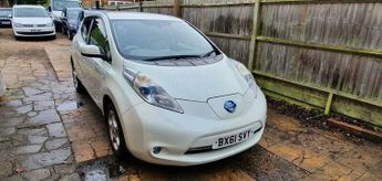 Nissan Leaf 24kWh Hatchback 5dr Electric Auto (107 bhp)