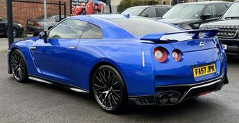 Nissan GT-R 3.8 V6 Recaro Coupe 2dr Petrol Auto 4WD Euro 6 (570 ps)
