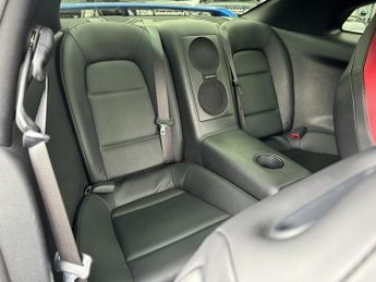 Nissan GT-R 3.8 V6 Recaro Coupe 2dr Petrol Auto 4WD Euro 6 (570 ps)