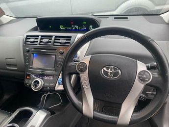 Toyota Prius T SPIRIT