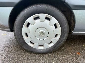 Vauxhall Zafira 1.8i 16v Life 5dr