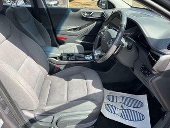 Hyundai Ioniq 38.3kWh Premium Auto 5dr