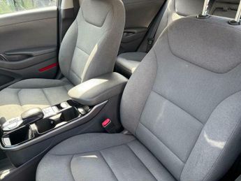 Hyundai Ioniq 38.3kWh Premium Auto 5dr