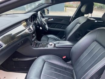 Mercedes CLS CLS250 CDI BLUEEFFICIENCY AMG SPORT