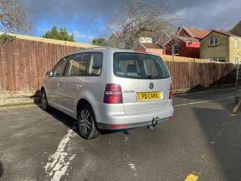 Volkswagen Touran SE TSI DSG