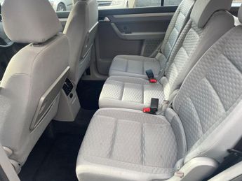 Volkswagen Touran SE TSI DSG