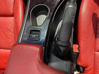 BMW 3 SERIES 2.0 320d SE Convertible 2dr Diesel Steptronic Euro 5 (184 ps)