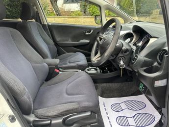 Honda Jazz 1.3+HYBRID+VERIFIED MLS+FULLY SERVICED