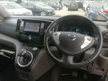 Nissan NV200 Tekna Auto 5dr (Rapid Plus, 7 Seat)