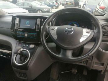 Nissan NV200 Tekna Auto 5dr (Rapid Plus, 7 Seat)