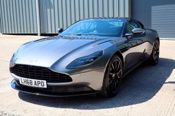 Aston Martin DB11 V8