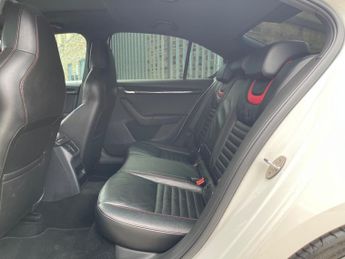 Skoda Octavia VRS 2.0 TDI DSG Euro 6 S-A