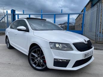 Skoda Octavia VRS 2.0 TDI DSG Euro 6 S-A