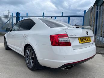 Skoda Octavia VRS 2.0 TDI DSG Euro 6 S-A