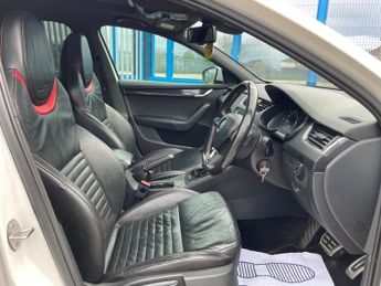 Skoda Octavia VRS 2.0 TDI DSG Euro 6 S-A