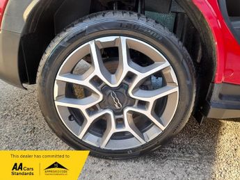 Fiat 500X 1.3 TURBO MULTI AIR CROSS, SAT/NAV, AUTO, 2 OWNER , RED