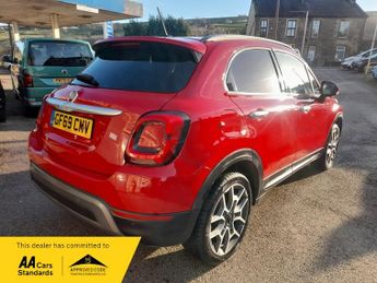 Fiat 500X 1.3 TURBO MULTI AIR CROSS, SAT/NAV, AUTO, 2 OWNER , RED