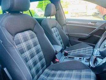 Volkswagen Golf GTD TDI DSG
