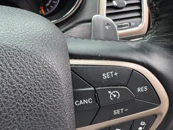 Jeep Grand Cherokee 3.0 V6 CRD Summit SUV 5dr Diesel Auto 4WD Euro 6 (247 bhp)