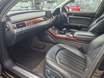 Audi A8 TDI QUATTRO SE EXECUTIVE