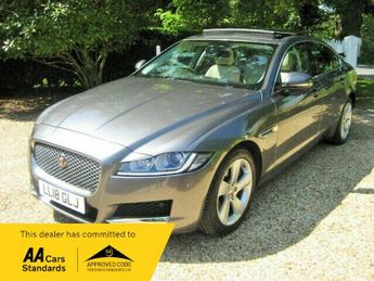 Jaguar XF 2.0D (240bhp) PORTFOLIO AWD (4x4) Automatic