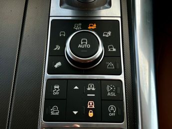 Land Rover Range Rover Sport SDV6 HSE DYNAMIC