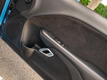Dodge Challenger SRT 6.4L V8 Hemi - Harman Kardon - Manual Gearbox