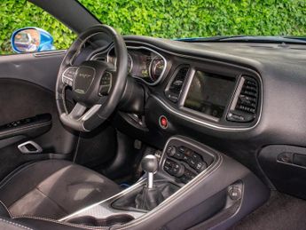 Dodge Challenger SRT 6.4L V8 Hemi - Harman Kardon - Manual Gearbox