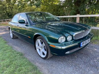 Jaguar XJ V8 SUPER LWB PRIVATELY OWNED ULEZ COMPLIANT BELOW AVERAGE MILEAG