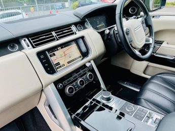 Land Rover Range Rover TDV6 VOGUE SE