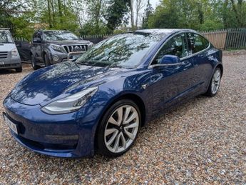 Tesla Model 3 LONG RANGE AWD